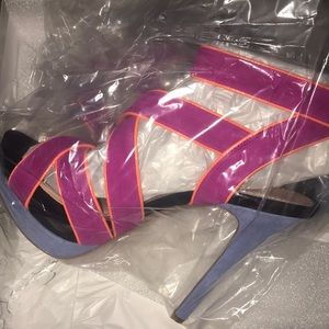 NEW JESSICA SIMPSON BERMUDA PINK HEELS.